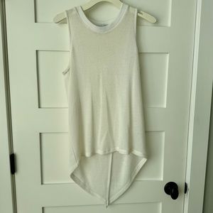 Viktoria & Woods size 0 small mesh sheer crew neck tank with asymmetric hem